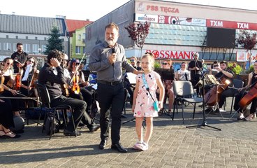 Hiszpańska orkiestra kameralna wystąpiła na placu Legionów w Wieluniu